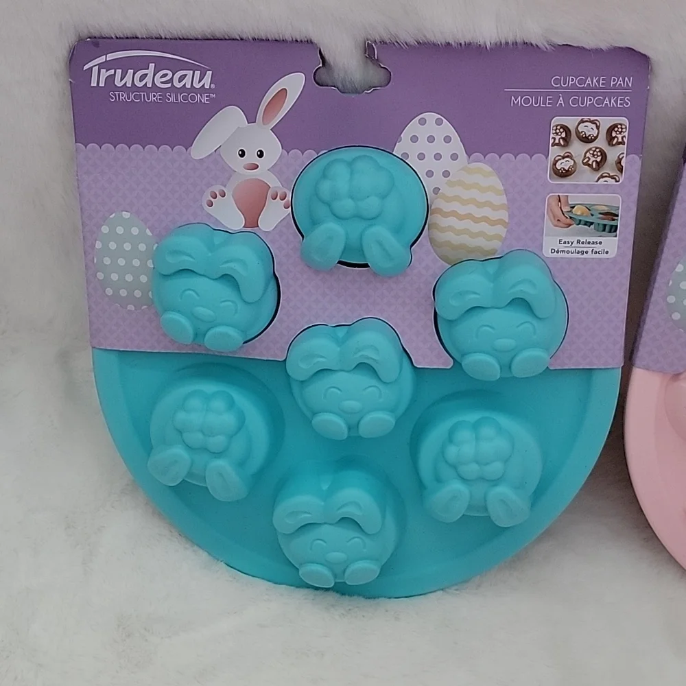 Easter Silicone Cupcake Pans Bunnies And Chicks